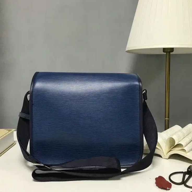 Brother Sam Yupoo Bags 19T1L0238 LV 0504